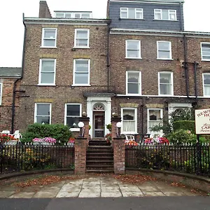 https://newington.yorkshirehotels.net