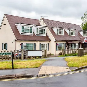 https://the-ambers-gatwick.brighton-hotels-england.com